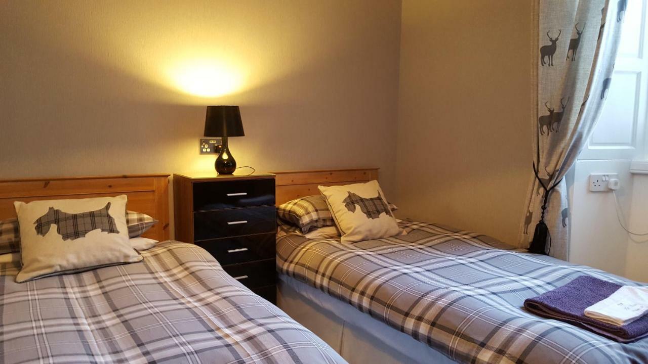 Gales Guesthouse Абердин Экстерьер фото